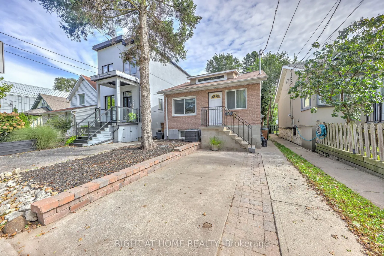 243 Coleridge Avenue — photo 2
