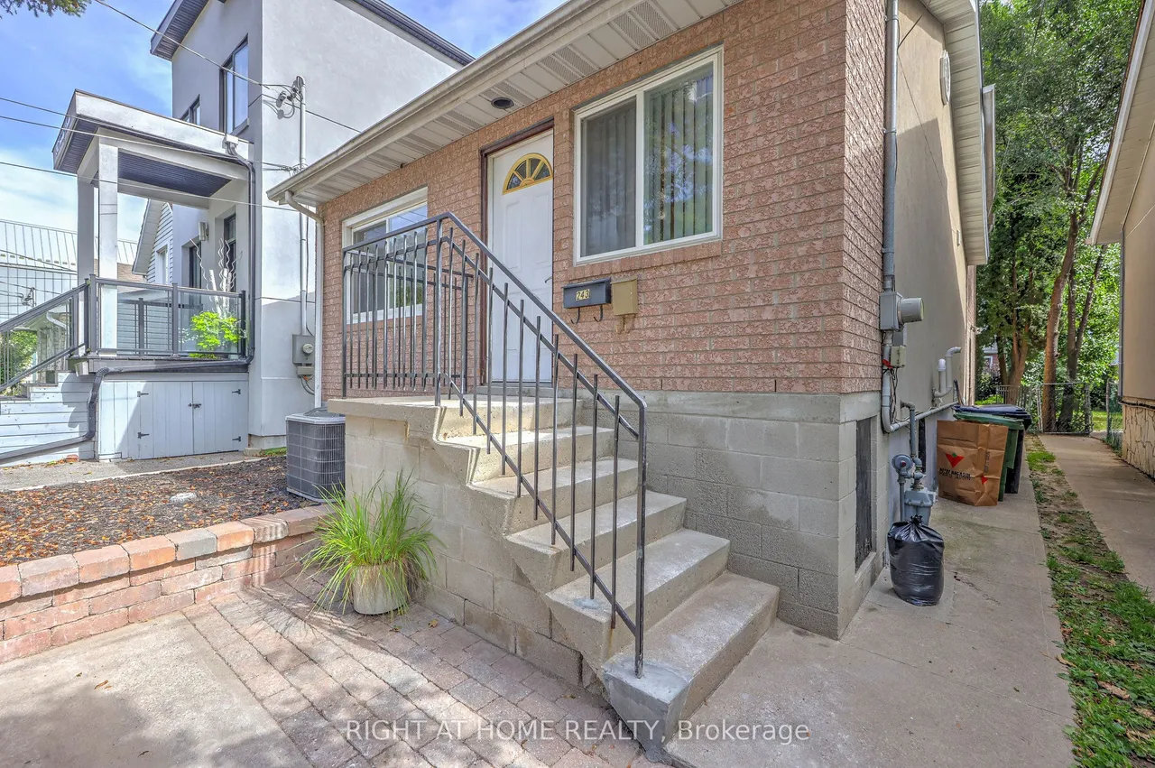 243 Coleridge Avenue — photo 3