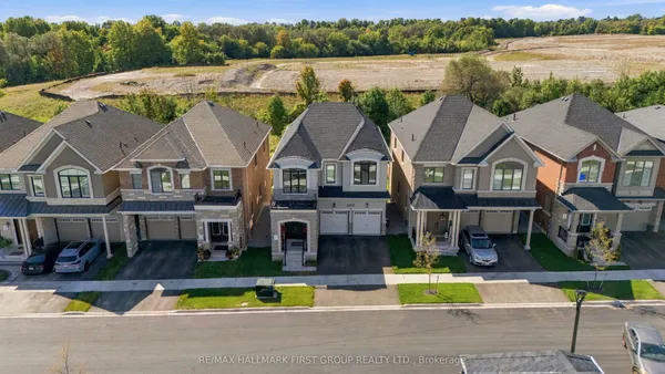 3302 Marchington Square — photo 2