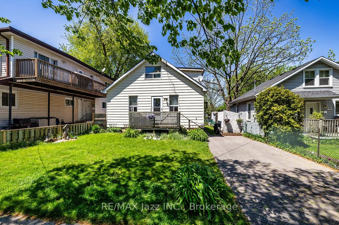 162 College Avenue — photo 24