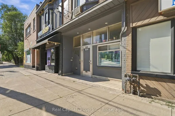 1564 Queen Street E — photo 2