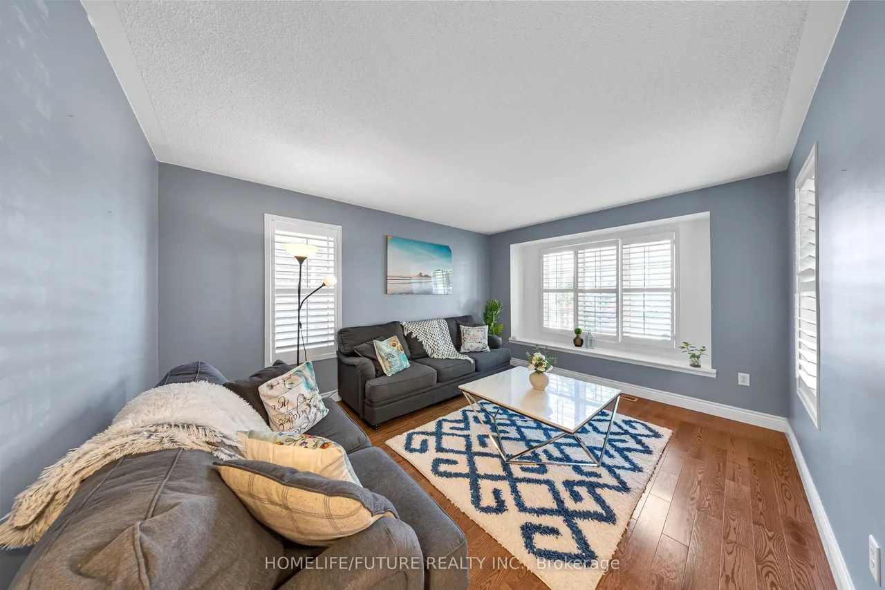17 Grainger Crescent — photo 3