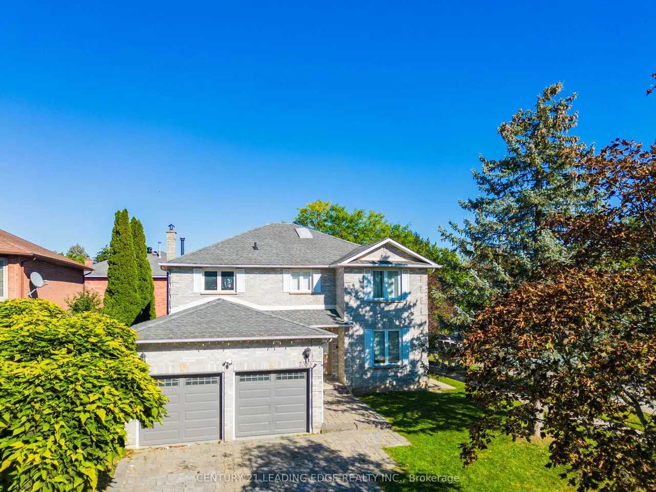 2353 Wildwood Crescent — photo 3