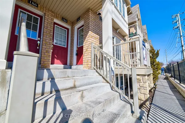 182 Kingston Road W