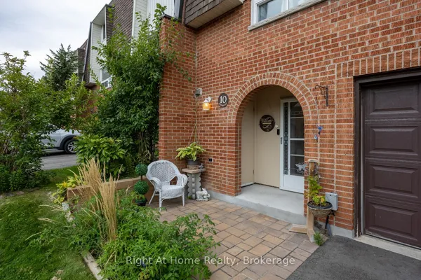 10 Newing Court — photo 2