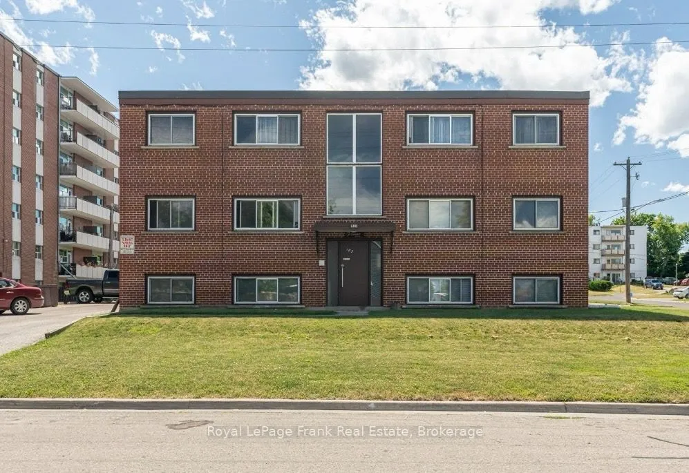180 Nipigon Street