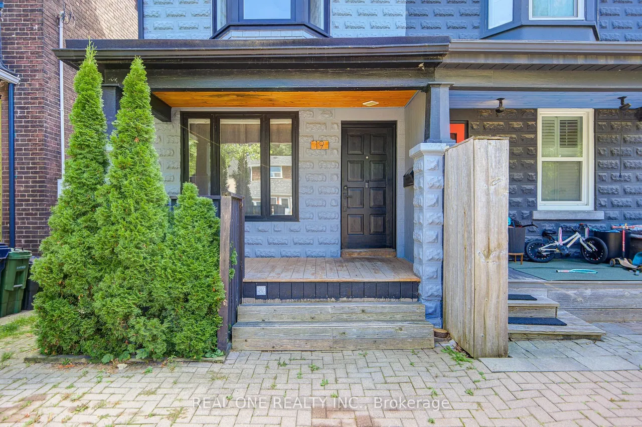 19 Battenberg Avenue — photo 3