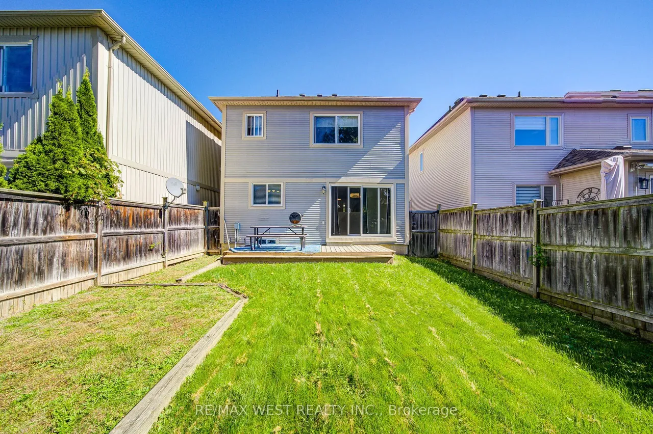 143 Allworth Crescent — photo 29
