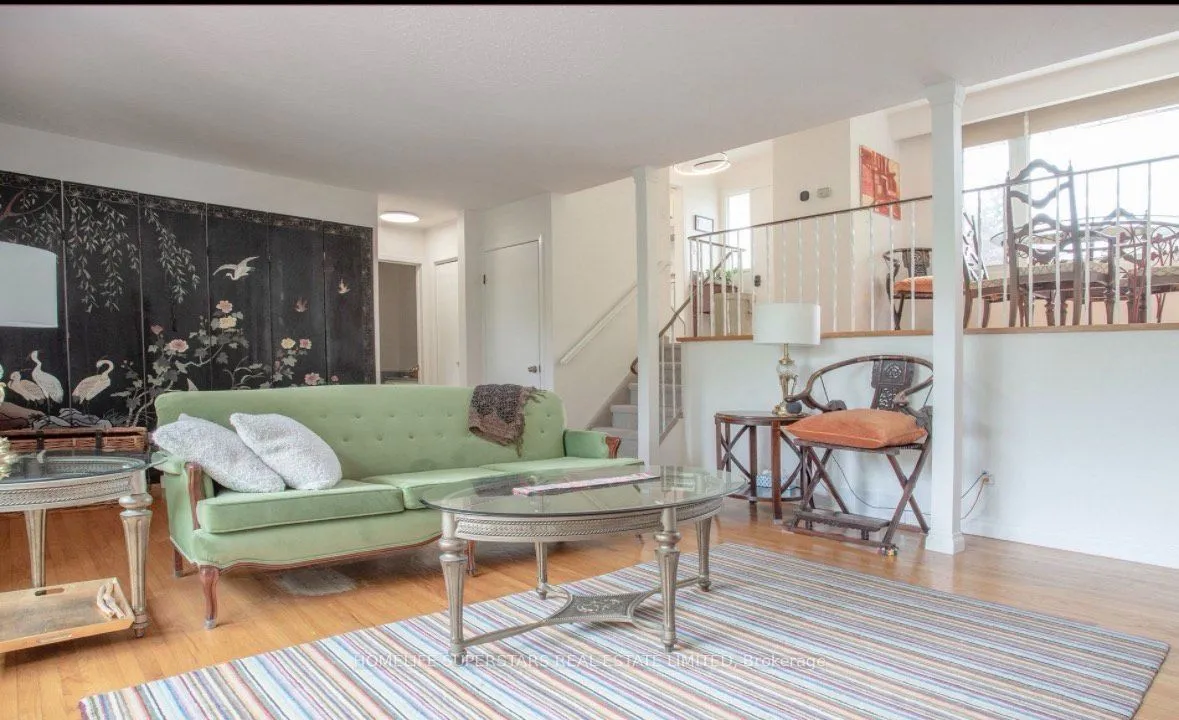 581 Arnhem Drive — photo 3