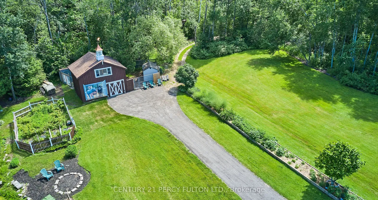 2733 Taunton Road — photo 49