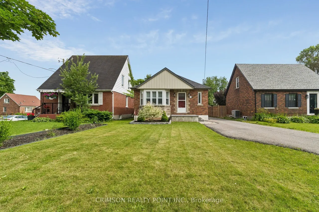 503 Athol Street E — photo 2