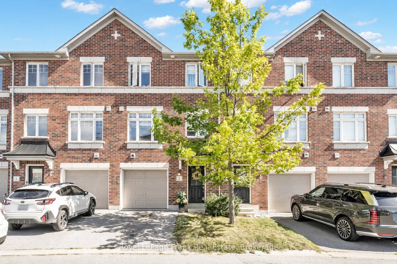 5 Markham Trail