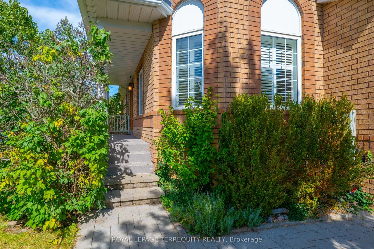 44 Iberville Road — photo 3