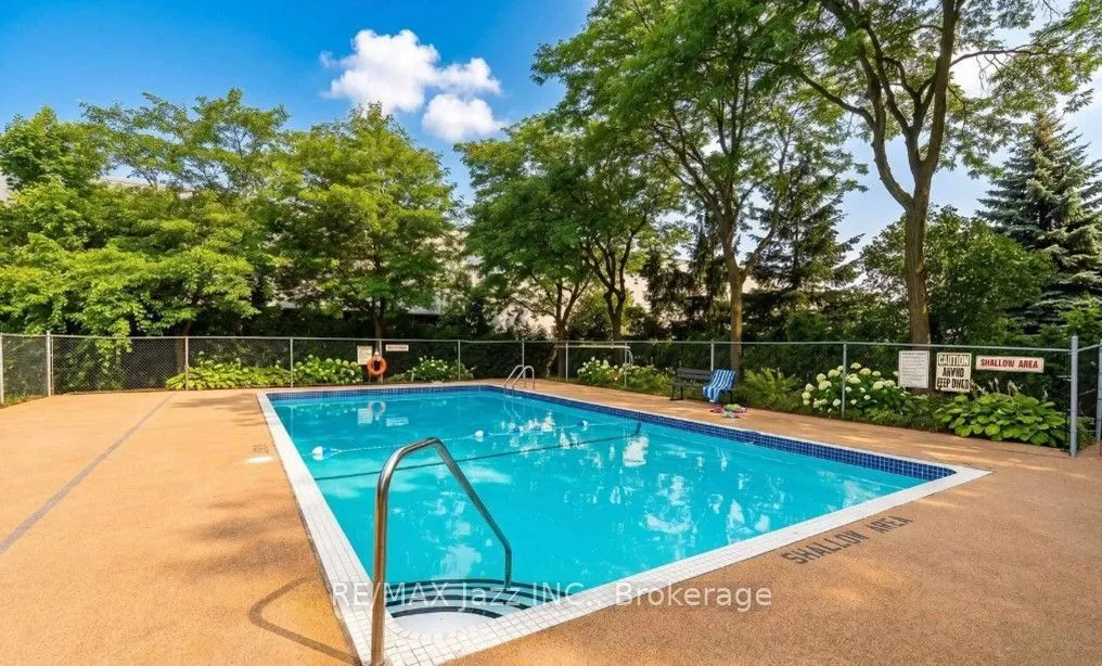1330 Trowbridge Drive, Unit 3 — photo 37
