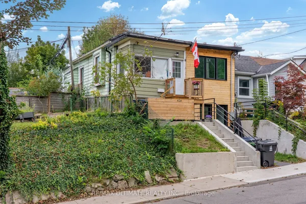 426 Woodfield Road
