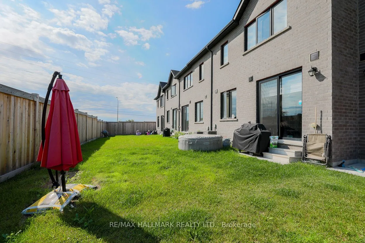1090 Lockie Drive — photo 19
