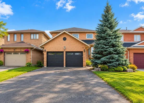 11 Murkar Crescent