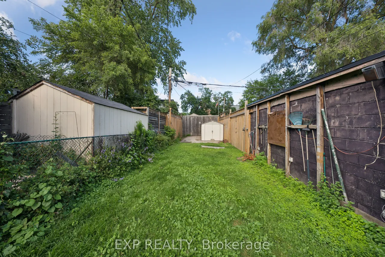 511 Carlaw Avenue — photo 29