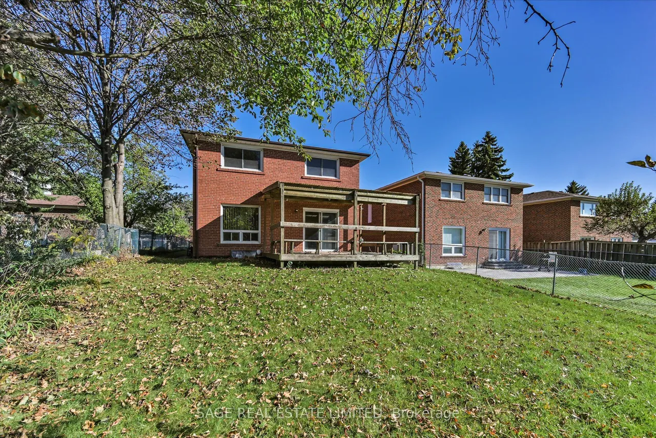 34 Craketts Avenue — photo 39