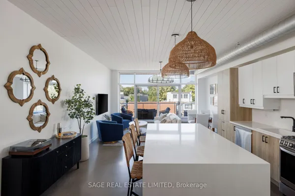 747 Queen Street E, Unit 401 — photo 2