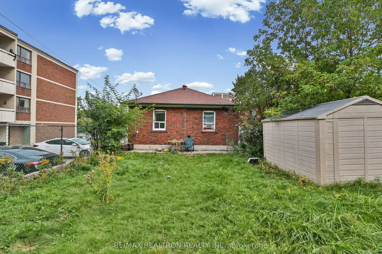 68 Elfreda Boulevard — photo 38