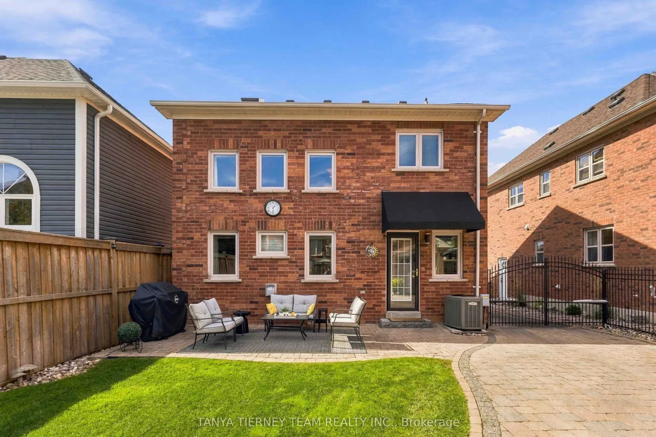 111 Watford Street — photo 43