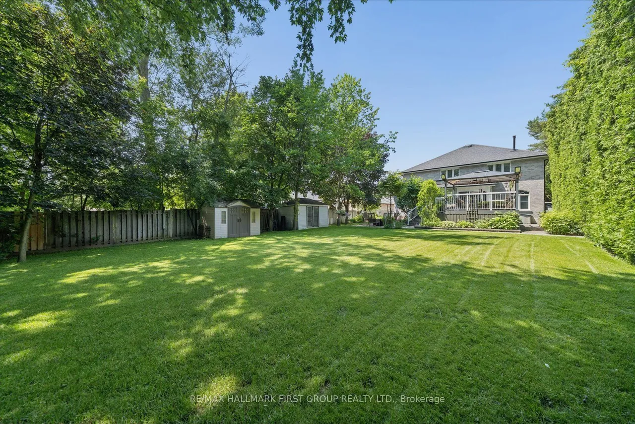 1779 Woodview Avenue — photo 36