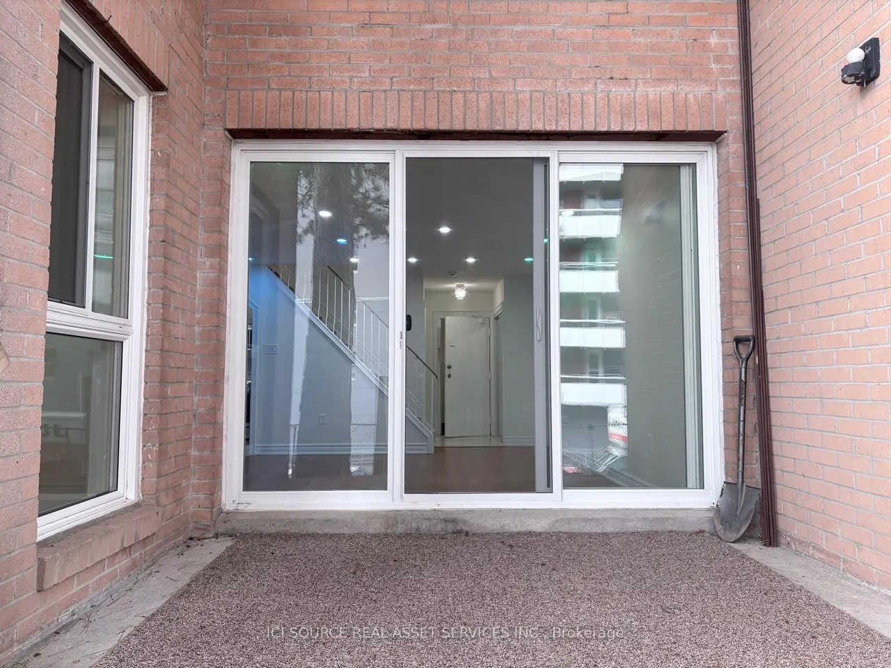 100 Mornelle Court, Unit 1017 — photo 15