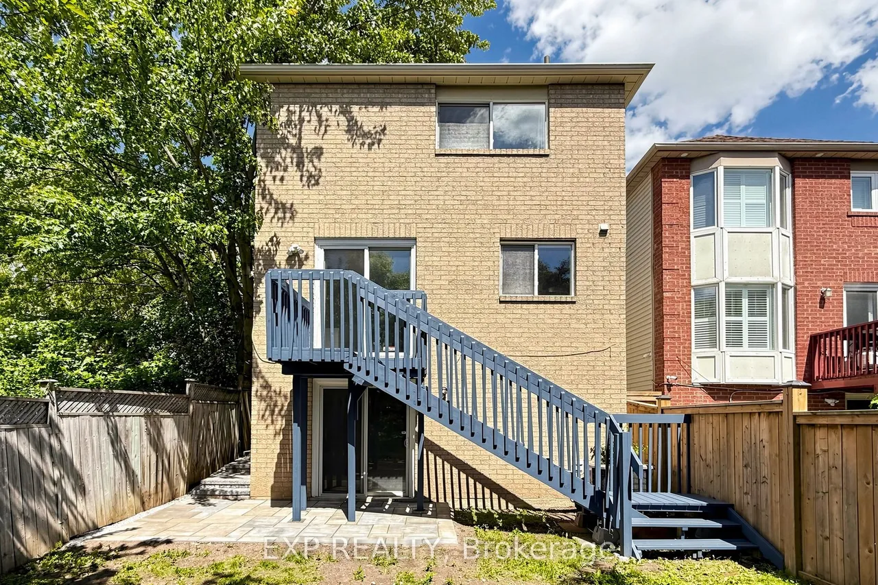 106 Smales Drive — photo 31
