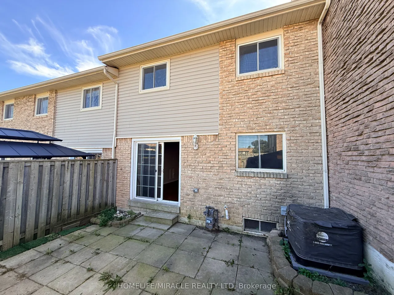 52 Robbie Crescent — photo 25