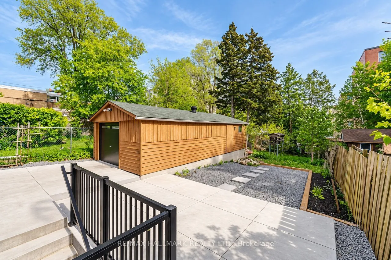 109 Glencrest Boulevard — photo 42