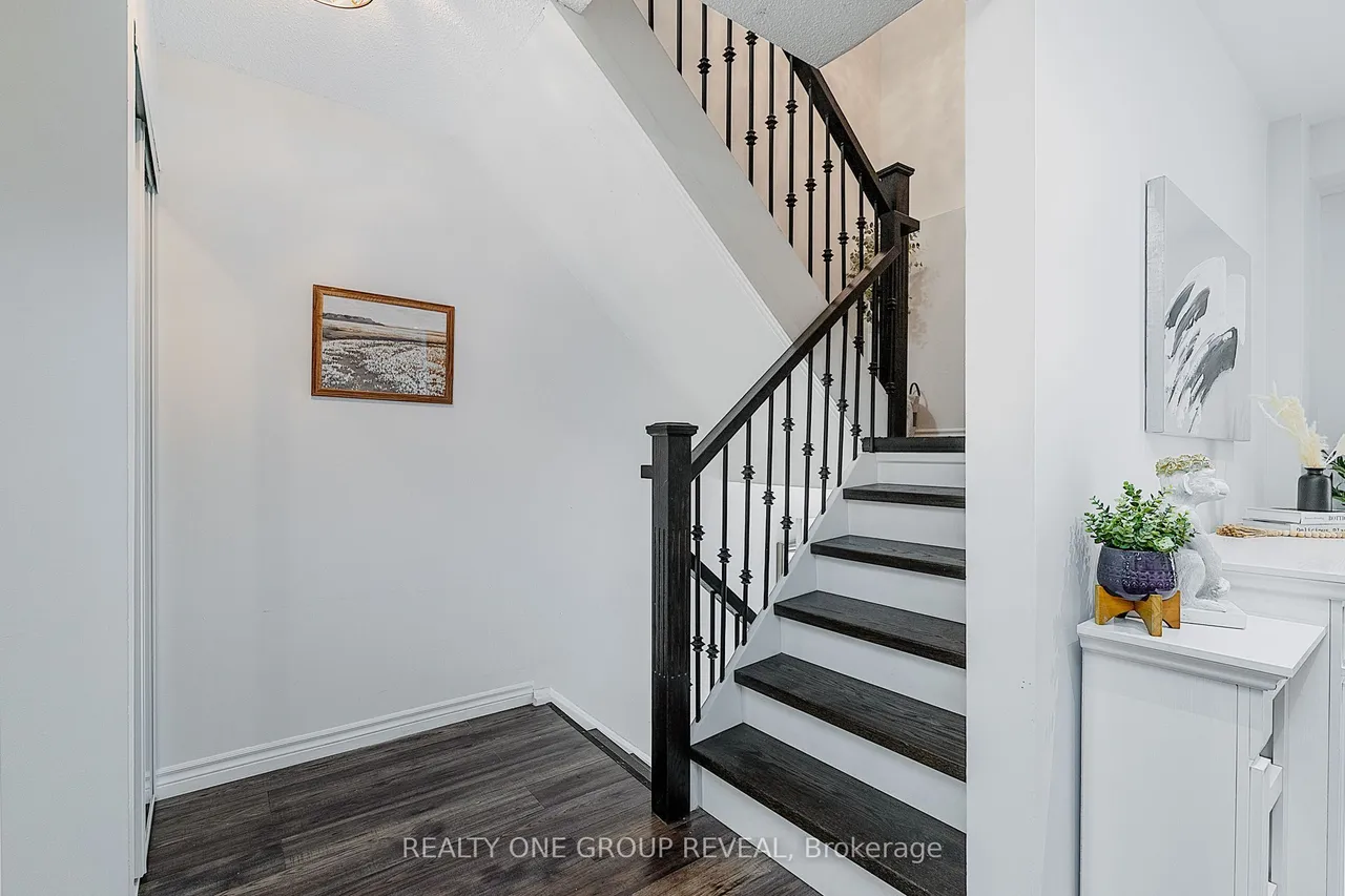 222 Pearson Street, Unit 15 — photo 2
