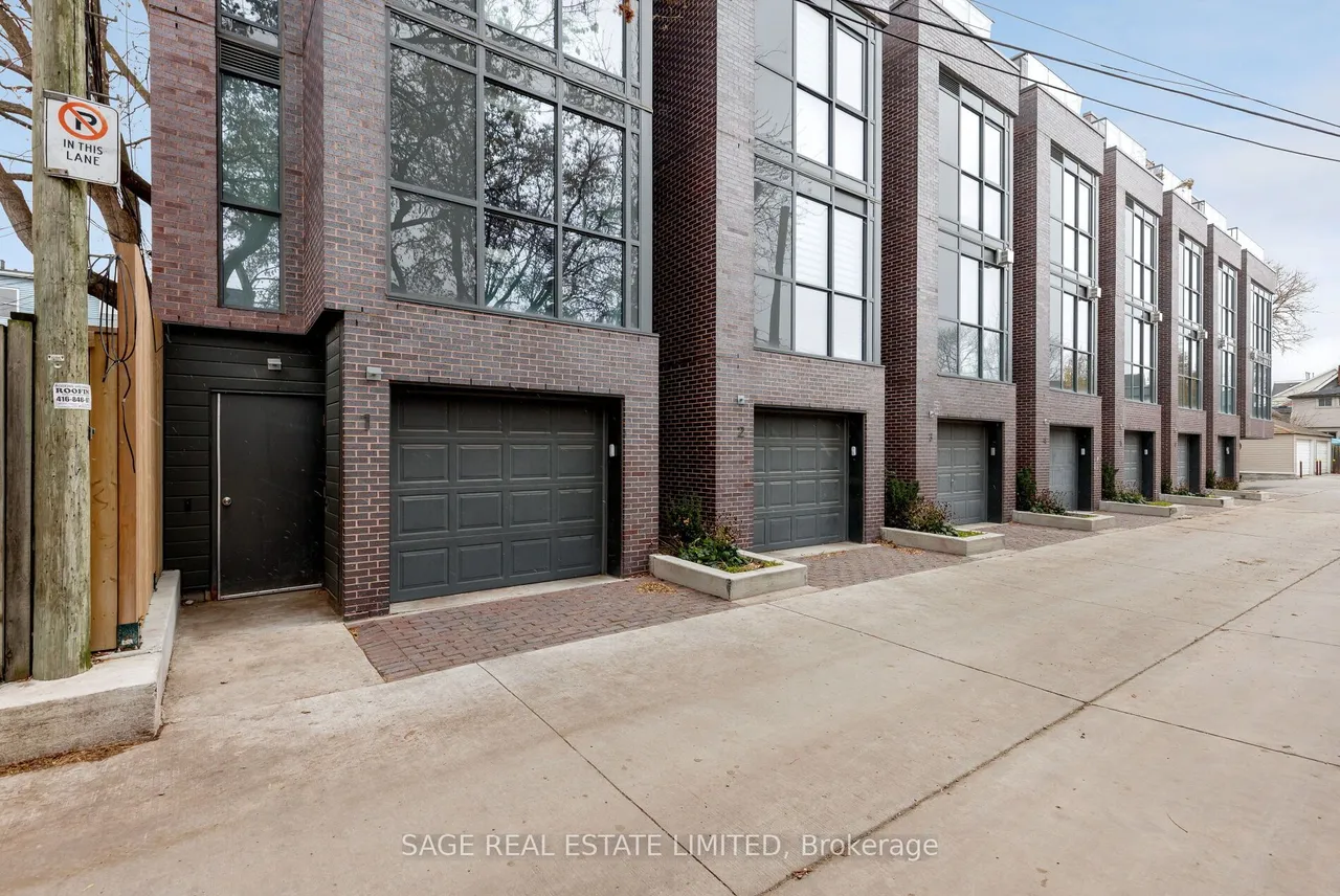 1331 Queen Street E, Unit Th01 — photo 47