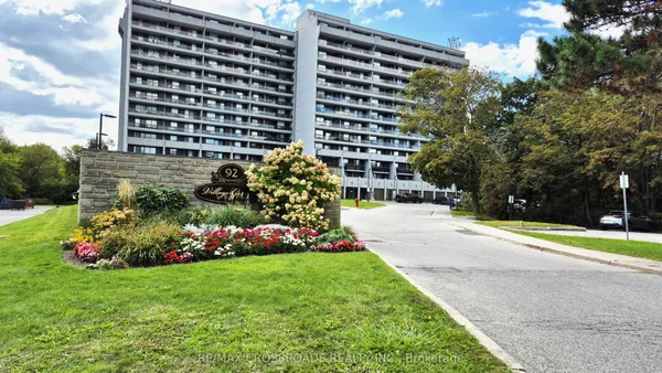 92 Church Street S, Unit 406
