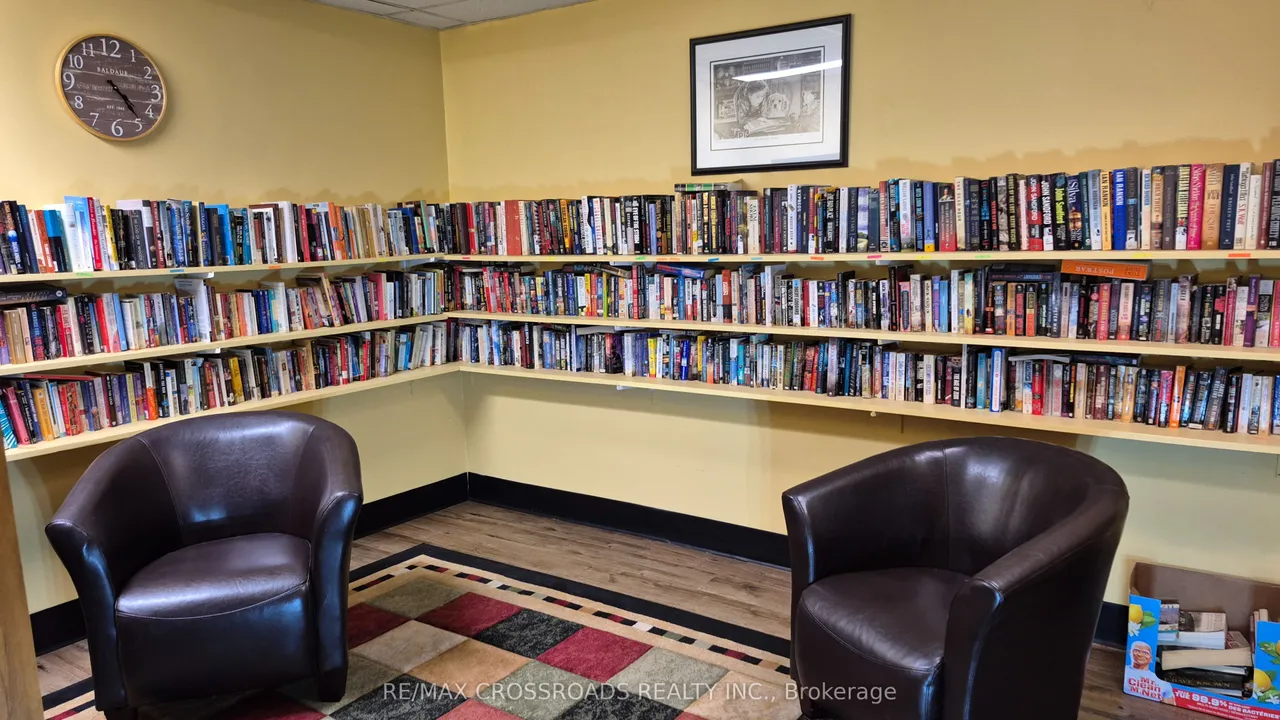 92 Church Street S, Unit 406 — photo 16