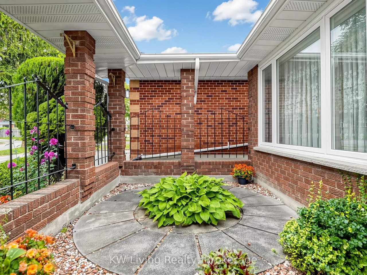143 Sanwood Boulevard — photo 3