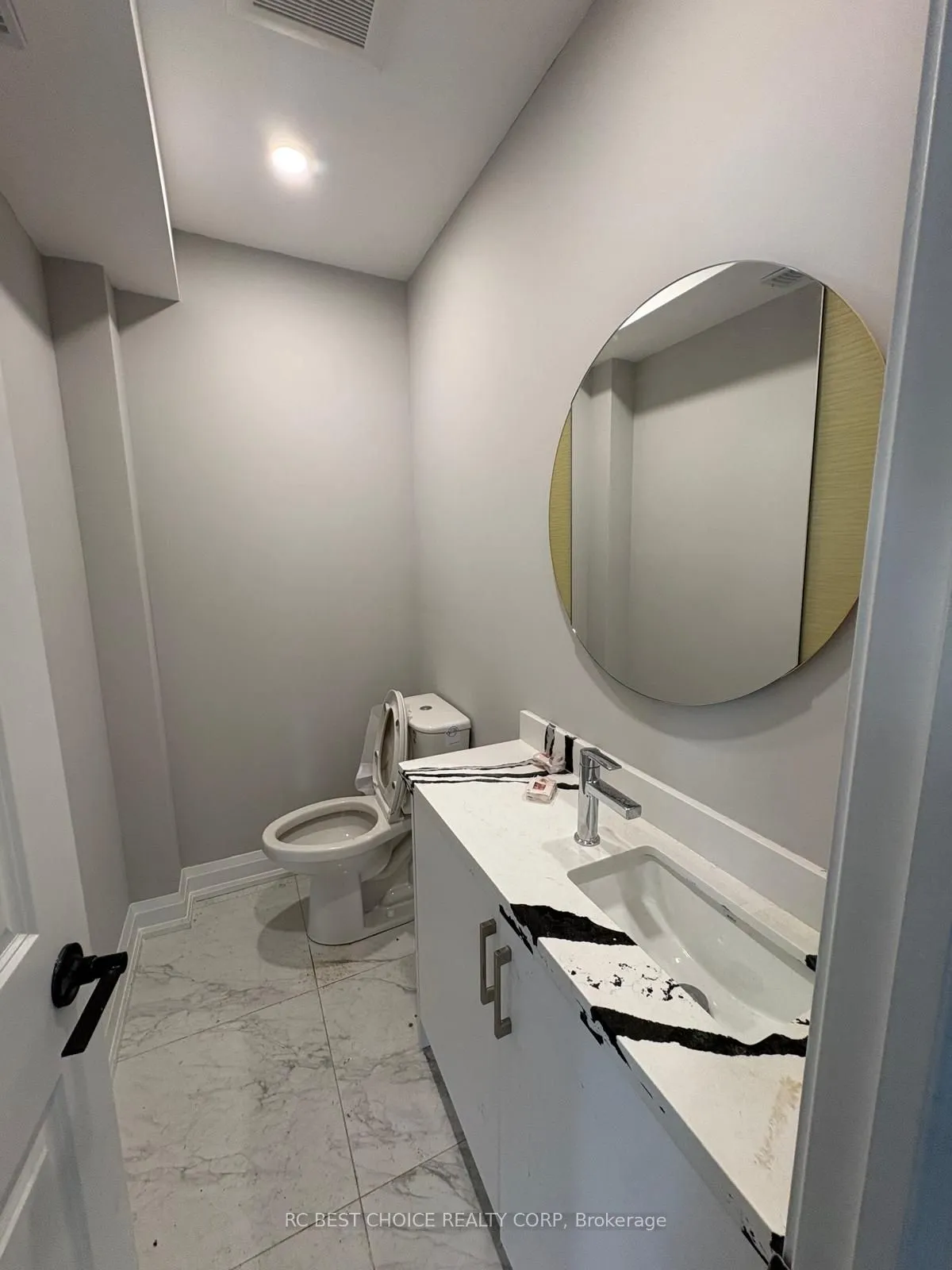 113 Grenfell Street — photo 17
