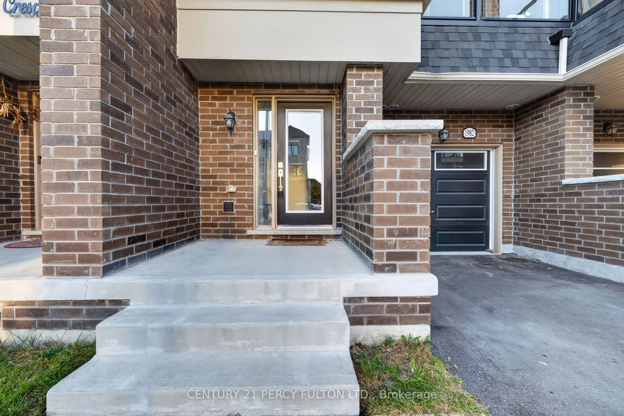 1982 Cameron Lott Crescent — photo 3