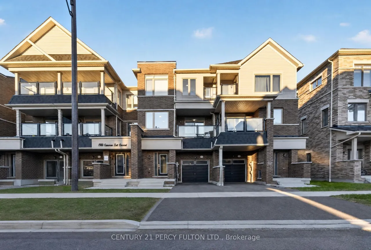 1982 Cameron Lott Crescent