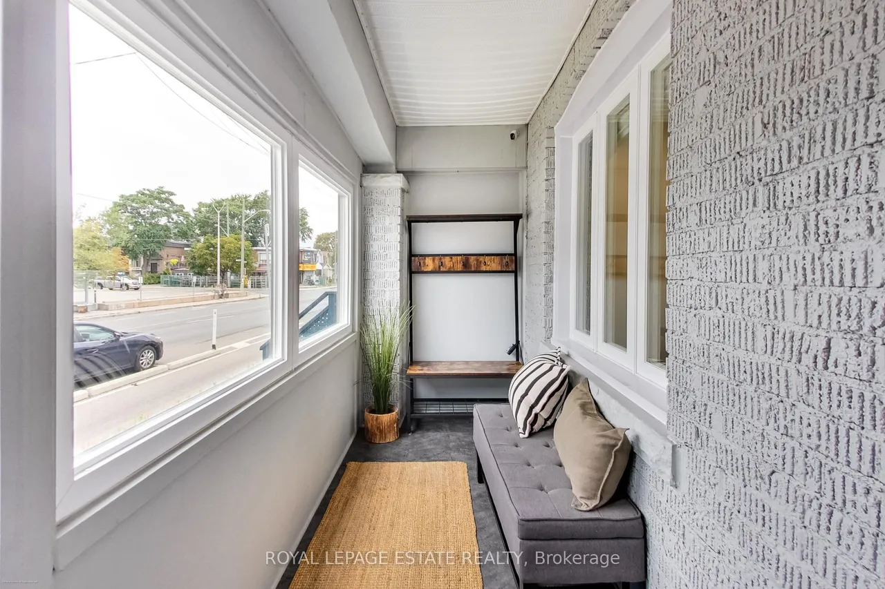1265 Woodbine Avenue — photo 2