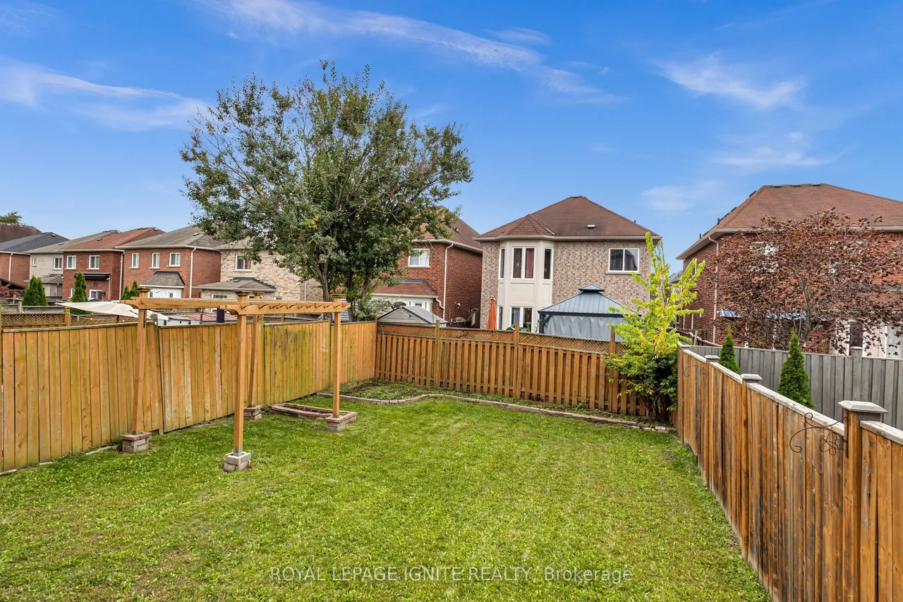 18 Feint Drive — photo 21