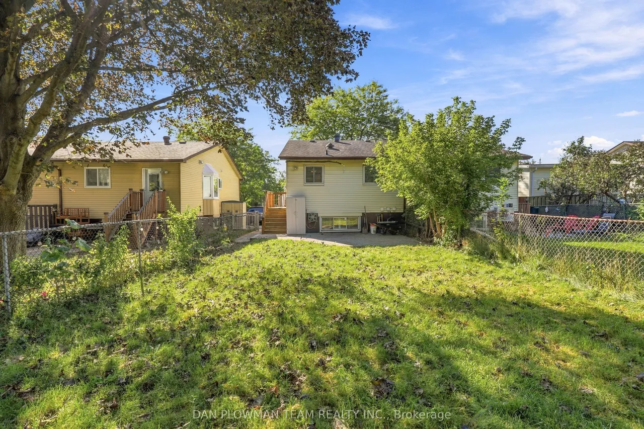 228 Medina Court — photo 36