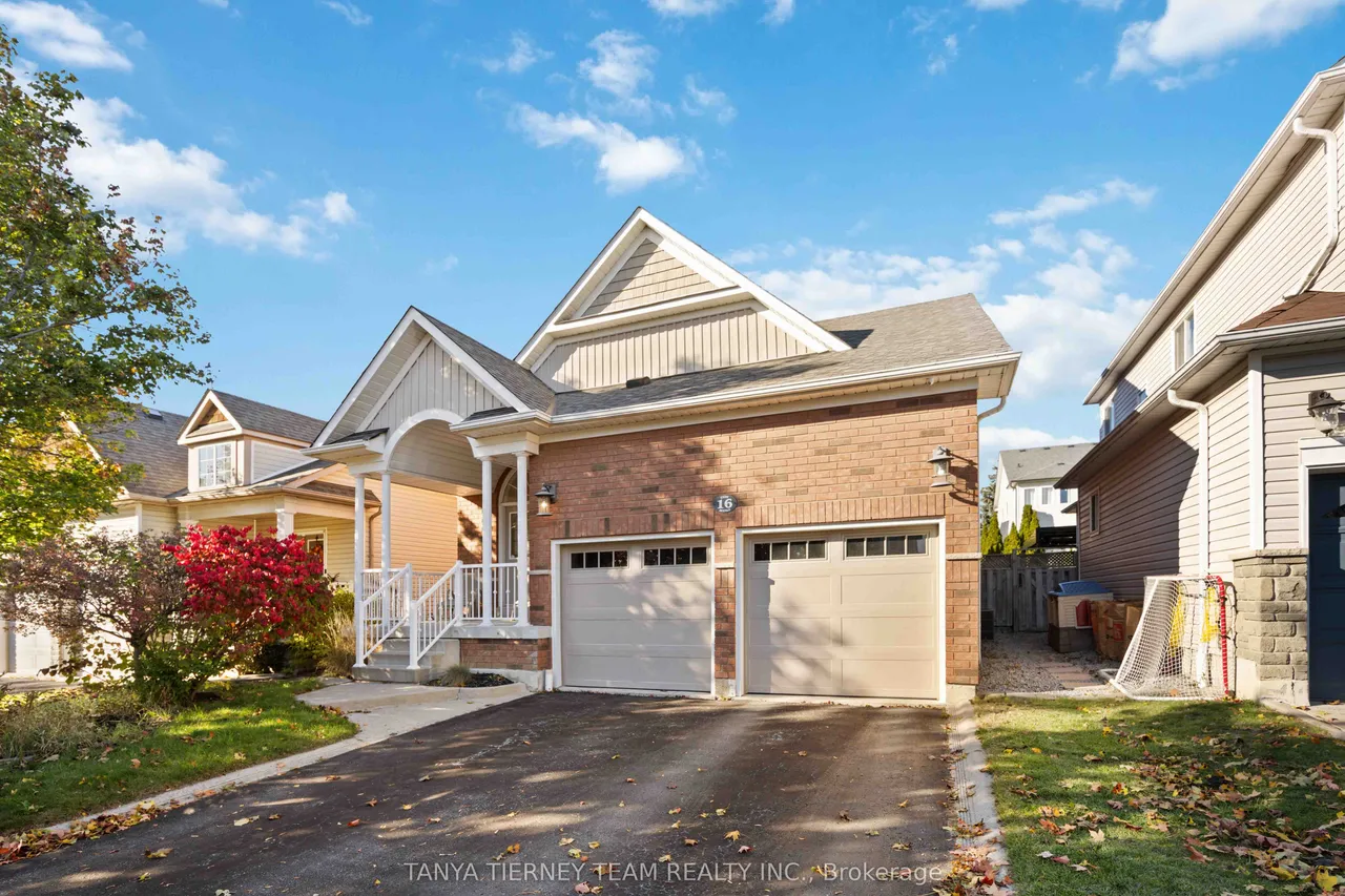 16 Cody Avenue — photo 2