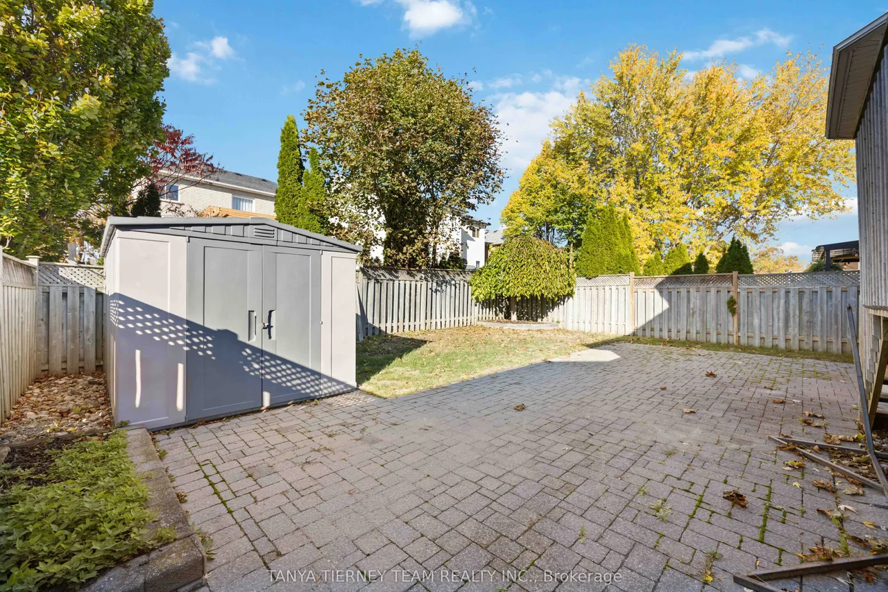 16 Cody Avenue — photo 41