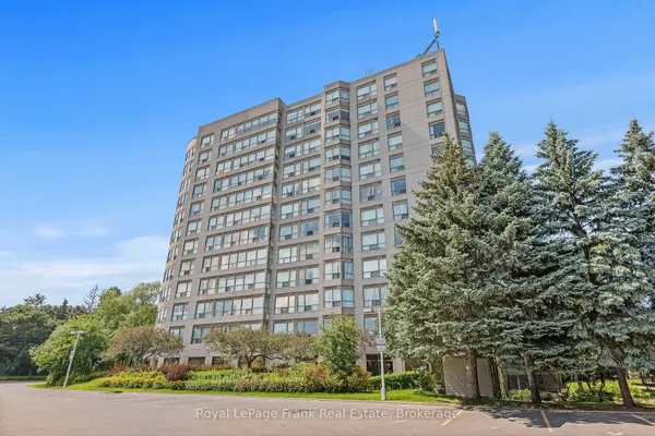 712 Rossland Road E, Unit 602 — photo 2