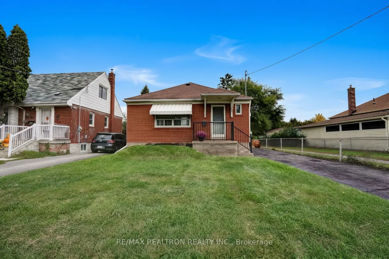 139 Tower Drive — photo 2