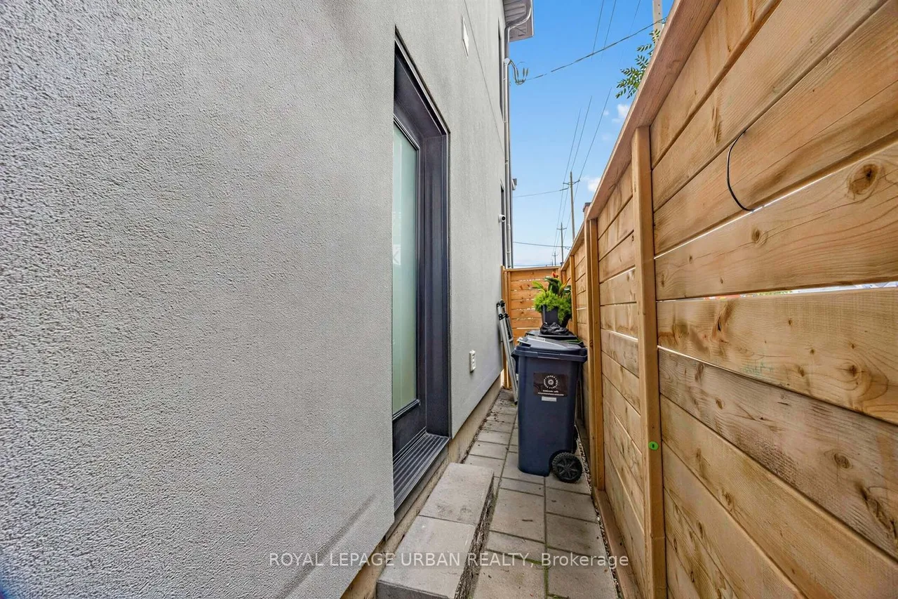 287 Glebemount Avenue — photo 38