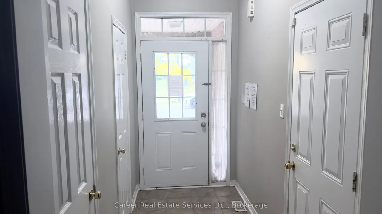 123 Silverwood Circle — photo 3