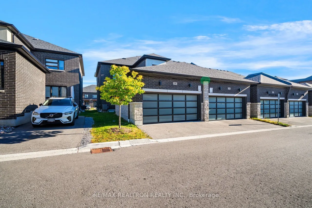 208 Coronation Road — photo 50