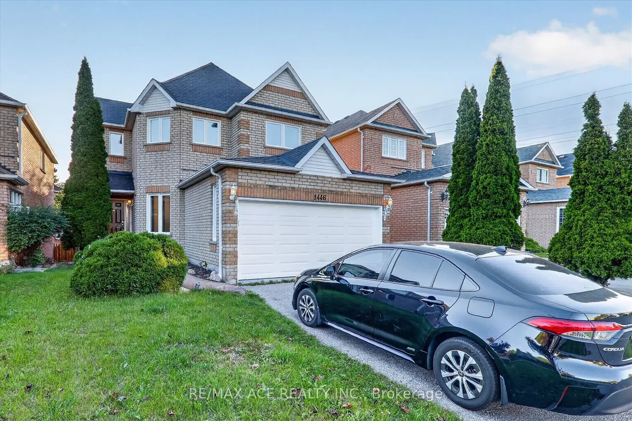 1446 Sandhurst Crescent — photo 3